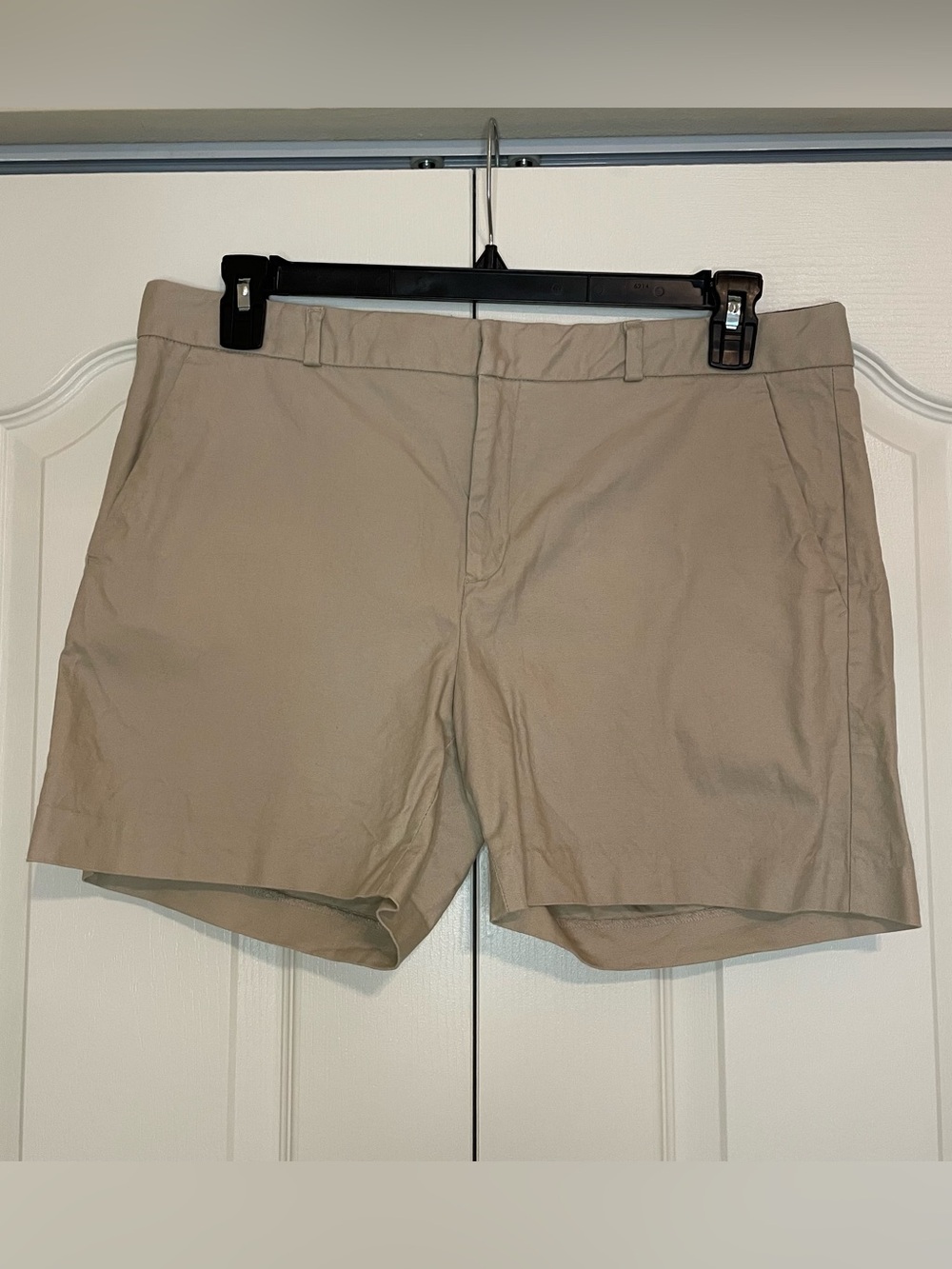 Banana Republic tailored pique shorts